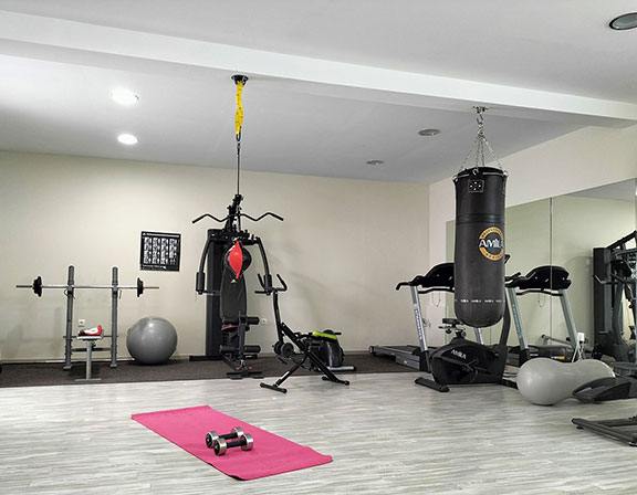 The gym of hotel Petali in Sifnos